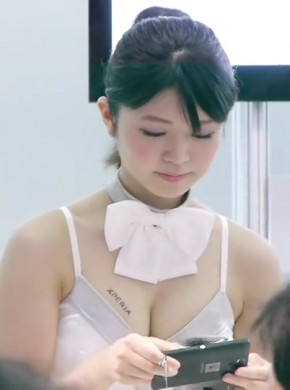 97-2013Tokyo Game Show -Sony Xperia 2