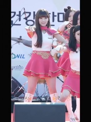 82-150410 Crayon Pop -FM