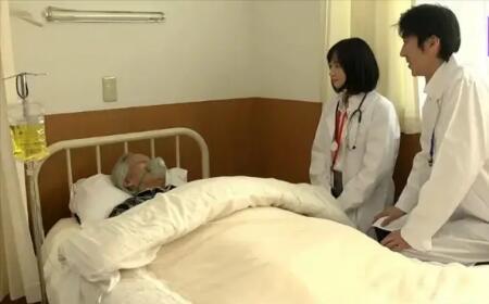 伊贺真子SSNI-785在医院主任面前低头是竟是为了结婚